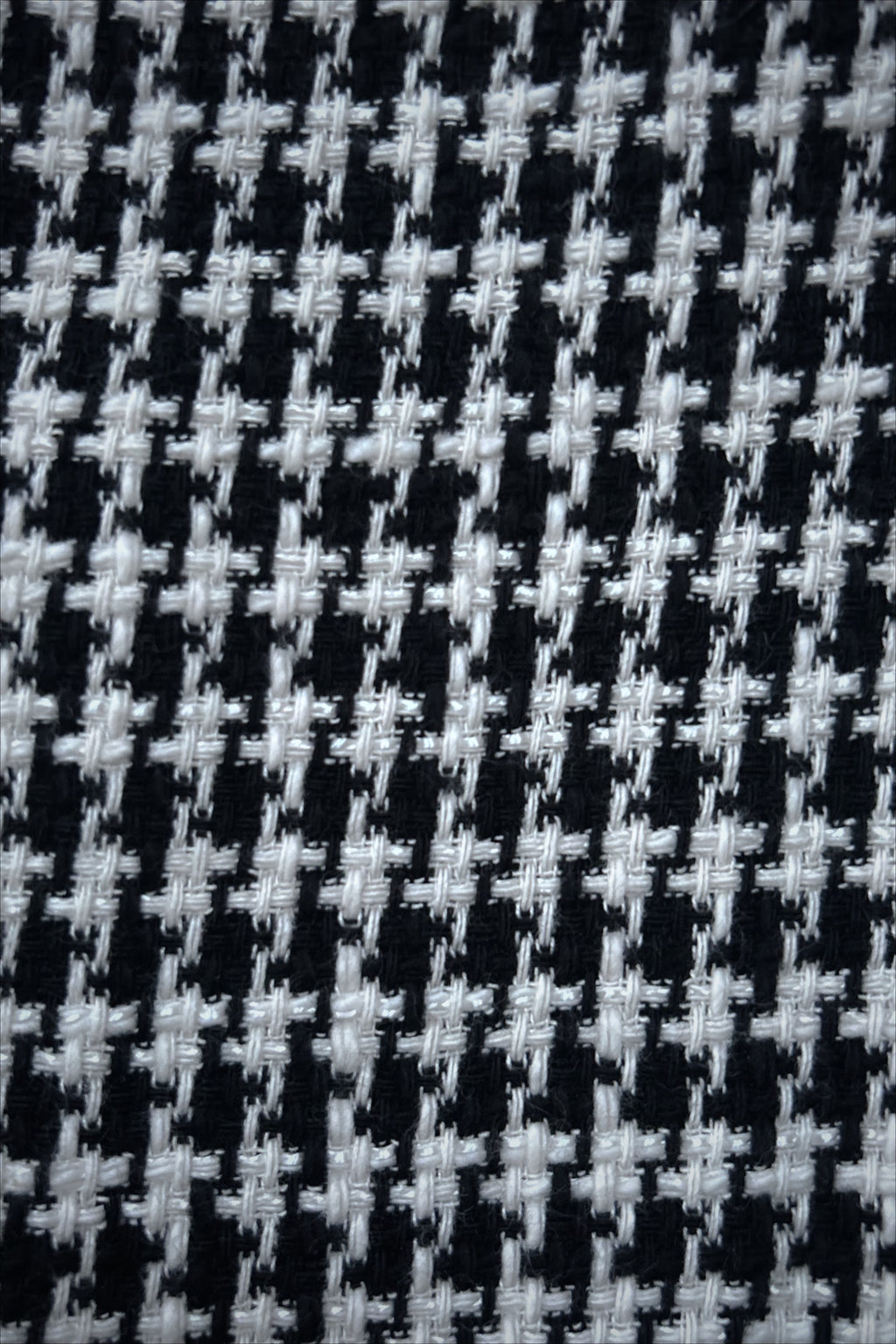 Margareta – hundtandsmönstrad klänning