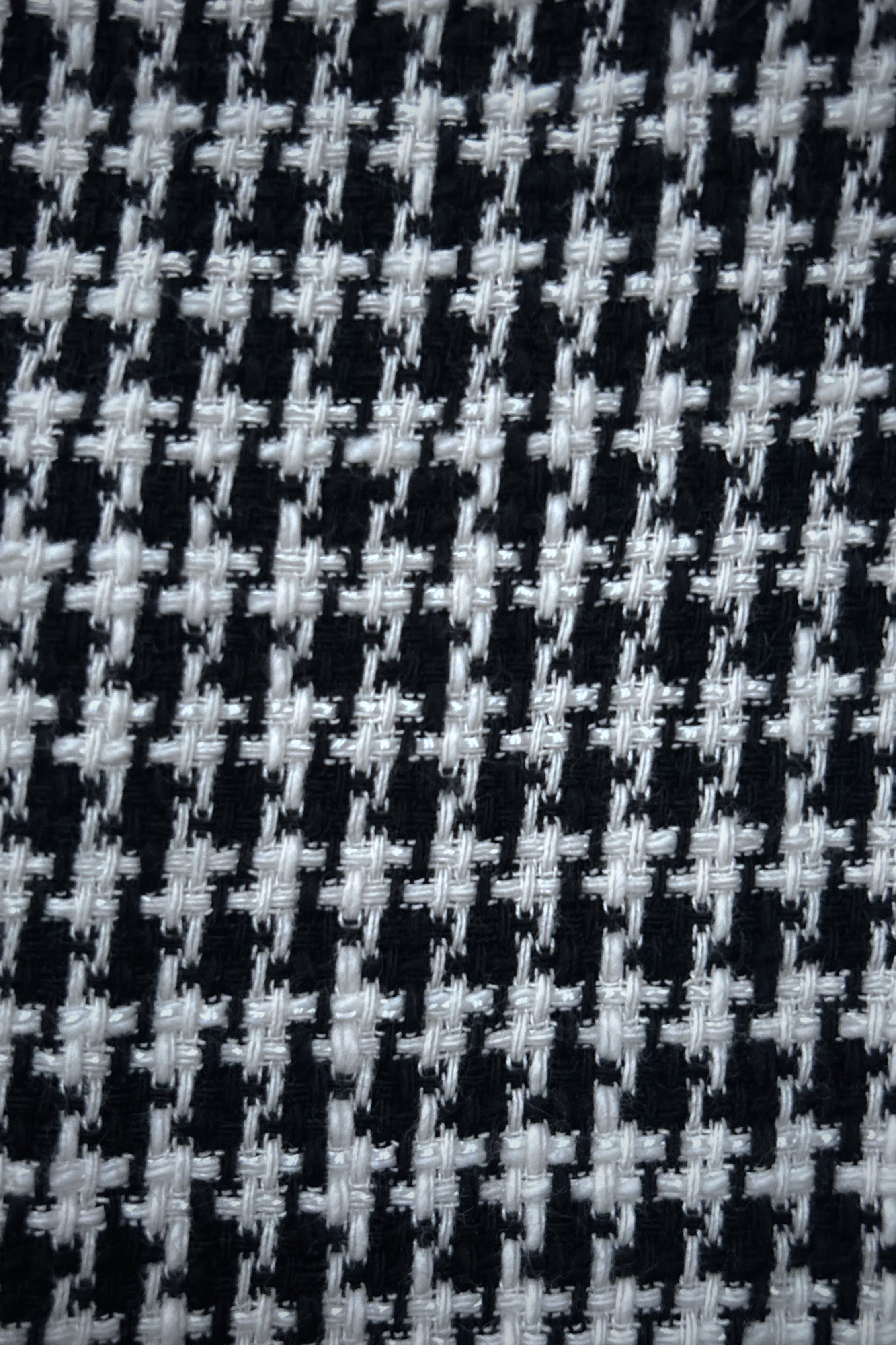 Margareta – hundtandsmönstrad klänning