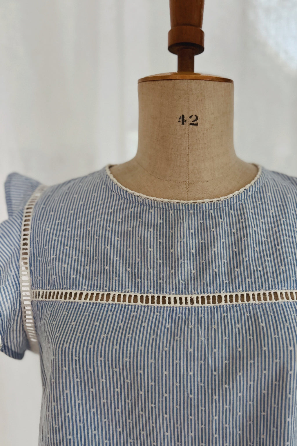 Okänt märke | Smalrandig ärmlös topp | Uppskattad stl S